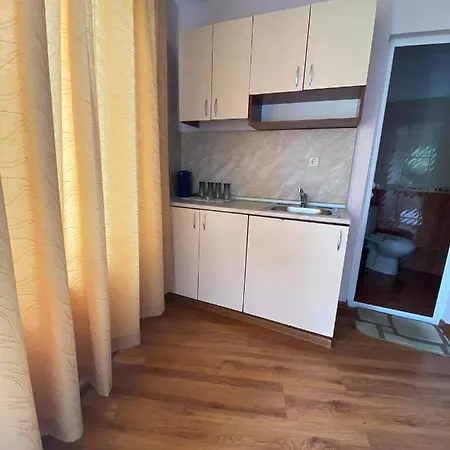 Guest house Kostovi
