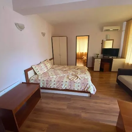 Kostovi * Kiten (Burgas)