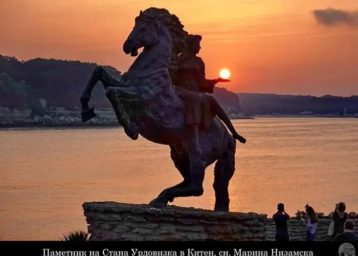 Kostovi Casa de hóspedes Kiten (Burgas)